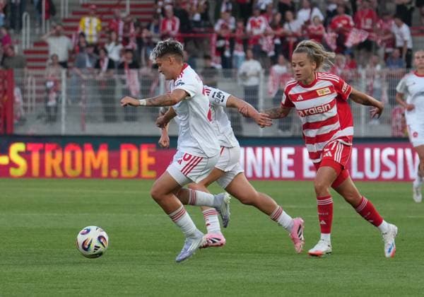 07 09 2025 Soccer Season 2025 2026 1 Google Pixel Women Bundesliga 1 Matchday 1 FC Union Berlin Women FCU 1 FC Nuremberg Women FCN Club Clubwomen ChPr xchxprx from left Aneta Polaskova 26, 1 FC Nuremberg FCN Jenny Hipp 27, 1 FC Union Berlin