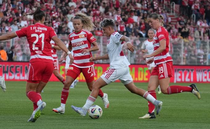 07 09 2025 Soccer Season 2025 2026 1 Google Pixel Women Bundesliga 1 Matchday 1 FC Union Berlin Women FCU 1 FC Nuremberg Women FCN Club Clubwomen ChPr xchxprx from left Anna Weiß 21, 1 FC Union Berlin Jenny Hipp 27, 1 FC Union Berlin Aneta Polaskova 26, 1 FC Nuremberg FCN Samantha Steuerwald 19, 1 FC Union Berlin