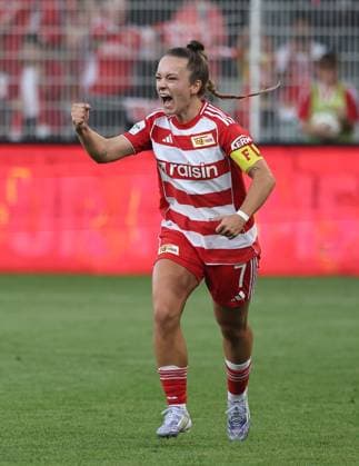 Lisa Heiseler cheers after 1 0 joy emotion jubilation sport football soccer 1 Bundesliga women women season 2025 2026 07 09 2025 1 FC Union Berlin vs 1 FC Nürnberg FCN DFL regulations prohibit any use of photographs as image sequences and or quasi video