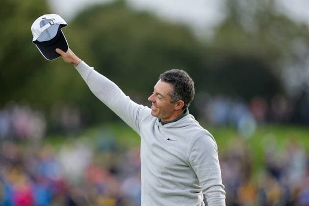 2025 Amgen Irish Open, The K Club, Kildare 7 9 2025 Rory McIlroy celebrates winning the 2025 Amgen Irish Open Rory McIlroy celebrates winning the 2025 Amgen Irish Open 7 9 2025  Copyright: x INPHO BryanxKeanex BK1_0210