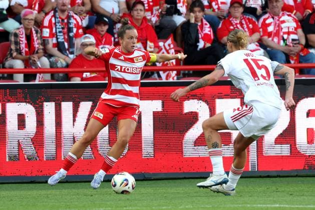 DEU, 2 BL, Frauen, 1 FC Union vs 1 FC Nuernberg, 07 09 2025, Stadion Alte Foersterei, Berlin, DEU, 2 BL, Frauen, 1 FC Union vs 1 FC Nuernberg, im Bild Lisa Heiseler 1 FC Union Berlin 7 , Wos, Oliwia 1 FC Nuernberg 15 DFL regulations prohibit any use of Photographs as image sequences and or quasi video nordphotoxGmbHx xEngler nph00076