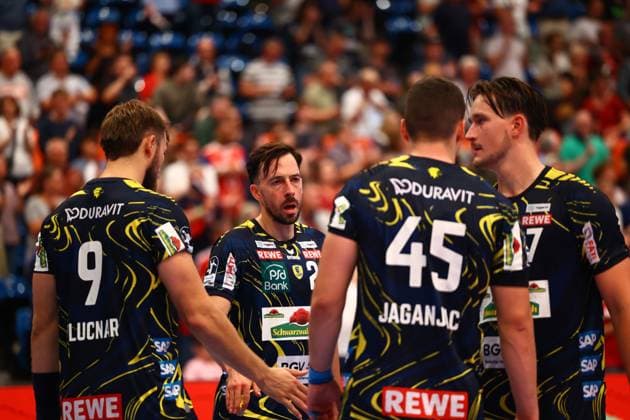 Handball I Men I Season 2025 2026 I Bundesliga I Matchday 3 I HSV Hamburg Rhein Neckar Löwen I 07 09 2025 Disappointment at Patrik Groetzki 24, Rhein Neckar Löwen and the Rhein Neckar Löwen Hamburg Alsterdorfer Sporthalle Hamburg Germany Copyright: xLobeca RalfxHomburgx
