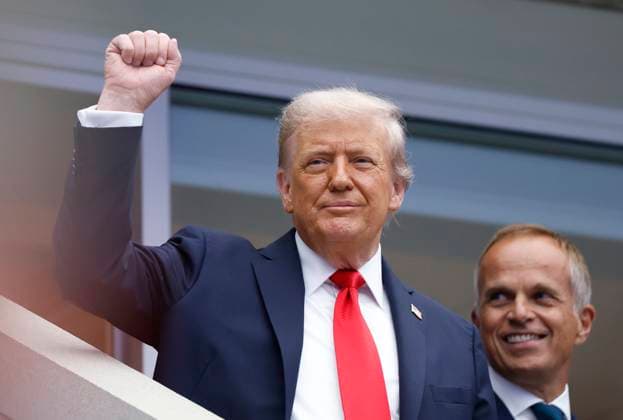 President Donald Trump and Rolex CEO Jean-Frederic Dufour arrive to watch Jannik Sinner of Italy play Carlos Alcaraz of Spain in the Men s Finals of the 2025 US Open Tennis Championship in Arthur Ashe Stadium at the USTA Billie Jean King National Tennis Center in Flushing Meadows, New York, on Sunday, September 7, 2025.  NYP20250907102 COREYxSIPKIN