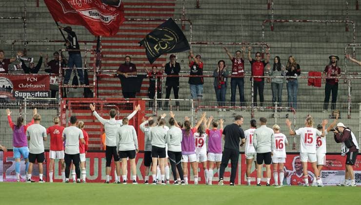 Nuremberg women celebrate draw in front of fans Sport Football Soccer 1 Bundesliga Women Women Season 2025 2026 07 09 2025 1 FC Union Berlin vs 1 FC Nuremberg FCN DFL regulations prohibit any use of photographs as image sequences and or quasi video