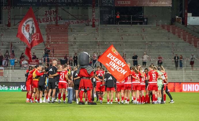 Soccer, Women, Season 2025 2026, Google Pixel Women Bundesliga 1 Matchday , 1 FC Union Berlin 1 FC Nürnberg, Union disappointment after final whistle, 07 09 2025, Copyright: xMatthiasxKochx