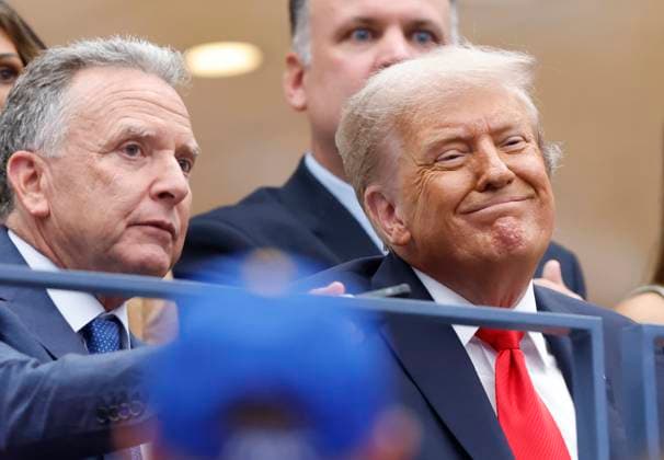 President Donald Trump prepares to watch Jannik Sinner of Italy play Carlos Alcaraz of Spain in the Men s Finals of the 2025 US Open Tennis Championship in Arthur Ashe Stadium at the USTA Billie Jean King National Tennis Center in Flushing Meadows, New York, on Sunday, September 7, 2025.  NYP20250907125 COREYxSIPKIN