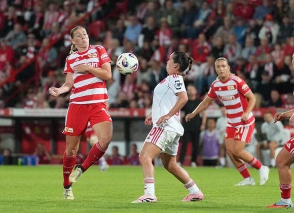 07 09 2025 Soccer Season 2025 2026 1 Google Pixel Women Bundesliga 1 Matchday 1 FC Union Berlin Women FCU 1 FC Nuremberg Women FCN Club Clubwomen ChPr xchxprx from left Samantha Steuerwald 19, 1 FC Union Berlin Jonna Brengel 10, 1 FC Nuremberg FCN Tanja Pawollek 31, 1 FC Union Berlin