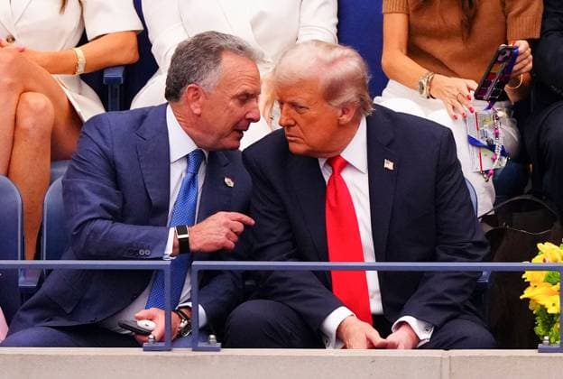 President Donald Trump attends the men s final between Carlos Alcaraz and Jannik Sinner as a guest of Rolex and chats to Steve Witkoff 2025 US Open, Day Fifteen, USTA Billie Jean King National Tennis Center, New York, USA - 07 Sept 2025New York USTA Billie Jean King National T New York (NY) United States of America  Copyright: xJavierxGarcia Shutterstockx 15467799k