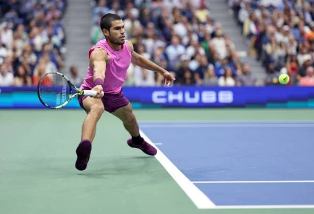 Carlos Alcaraz of Spain in action 2025 US Open, Day Fifteen, USTA Billie Jean King National Tennis Center, New York, USA - 07 Sept 2025New York USTA Billie Jean King National T New York (NY) United States of America  Copyright: xEllaxLing Shutterstockx 15467801y