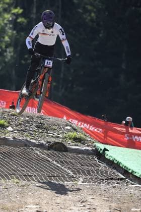 07 09 2025, ChampÃ ry, ChampÃ ry 2025 UCI Mountain Bike World Championships, Max Hartenstern GER during the Men s Downhill Final ChampÃ ry Grand Paradis Valais Switzerland Copyright: xJustPictures.ch FrancescoxMinghettix jp-en-FrMi-MNG_7315
