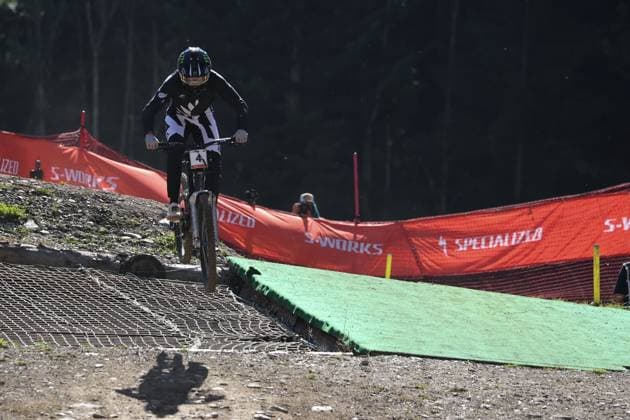 07 09 2025, ChampÃ ry, ChampÃ ry 2025 UCI Mountain Bike World Championships, Lachlan Stevens McNab NZL during the Men s Downhill Final ChampÃ ry Grand Paradis Valais Switzerland Copyright: xJustPictures.ch FrancescoxMinghettix jp-en-FrMi-MNG_7717