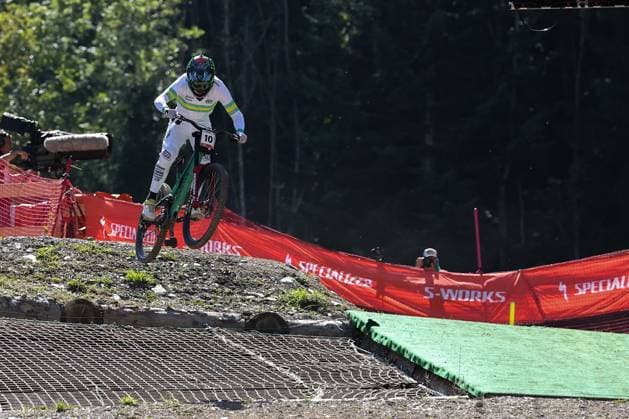 07 09 2025, ChampÃ ry, ChampÃ ry 2025 UCI Mountain Bike World Championships, Troy Brosnan AUS during the Men s Downhill Final ChampÃ ry Grand Paradis Valais Switzerland Copyright: xJustPictures.ch FrancescoxMinghettix jp-en-FrMi-MNG_7353