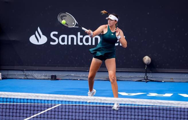WTA GIUADALAJARA 250 OPEN WTA GUADALAJARA 250 OPEN STAKUSIC VS SHYMANOVIC 07092025 GUADALAJARA, JALISCO Action photo of Marina Stakusic of Canada, during the WTA Guadalajara 250 Open, held at the Centro Panamericano de Tenis of Guadalajara, Jalisco, Mexico Action photo of Marina Stakusic of Canada, during the WTA Guadalajara 250 Open, held at the Centro Panamericano de Tenis of Guadalajara, Jalisco, Mexico PHOTO BY IMAGENSHOP AGENCIA FOTOGRAFICA GUADALAJARA JALISCO MEXICO Copyright: xIMAGENSHOPxAGENCIAxFOTOGRAFICAx