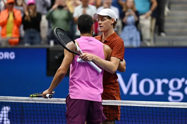 (250908) -- NEW YORK, Sept. 8, 2025 -- Carlos Alcaraz (L) of Spain and Jannik Sinner of Italy greet each other after their men s singles final match at the 2025 US Open tennis championships in New York, the United States, Sept. 7, 2025. ) (SP)U.S.-NEW YORK-TENNIS-US OPEN-MEN S SINGLES-FINAL LixRui 