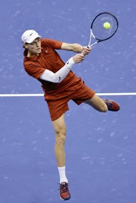 Tennis: U.S. Open Jannik Sinner of Italy plays against Carlos Alcaraz of Spain in the men s singles final at the U.S. Open tennis tournament in New York on Sept. 7, 2025.  A14AA0004832174P