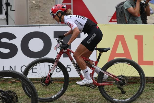 08 09 2025, Zermatt, Valais 2025 UCI Mountain Bike World Championships, Jolanda Neff SUI during the training for the Cross Country Short Track race Zermatt Zermatt Valais Switzerland Copyright: xJustPictures.ch FrancescoxMinghettix jp-en-FrMi-MNG_0230