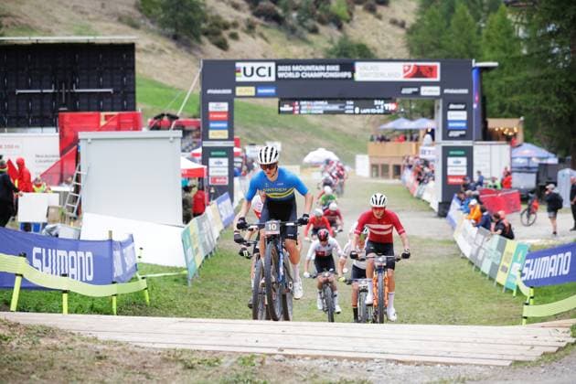 2025 UCI Mountain Bike World Championships Picture by Ed Sykes SWpix.com - 08 09 2025 - Cycling - 2025 UCI Mountain Bike World Championships - Cross-country Short Track - Zermatt, Valais, Switzerland - Men Under-23 Qualification Heat 2 - Leo Lounela (Sweden) Copyright: x xSWpix.comx(t axPhotographyxHubxLtd)xEdxSykes SWpix.comx SWP-3030-2894