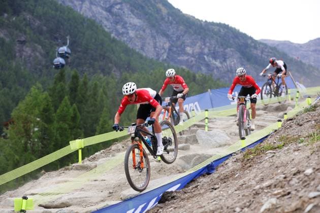 2025 UCI Mountain Bike World Championships Picture by Ed Sykes SWpix.com - 08 09 2025 - Cycling - 2025 UCI Mountain Bike World Championships - Cross-country Short Track - Zermatt, Valais, Switzerland - Men Under-23 Qualification Heat 2 - Owen Clark (Canada) Copyright: x xSWpix.comx(t axPhotographyxHubxLtd)xEdxSykes SWpix.comx SWP-3030-2905