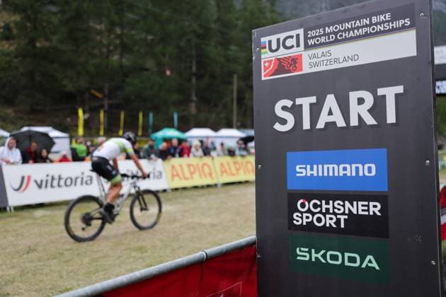 2025 UCI Mountain Bike World Championships Picture by Alex Whitehead SWpix.com - 08 09 2025 - Cycling - 2025 UCI Mountain Bike World Championships - Cross-country Short Track - Zermatt, Valais, Switzerland - Men Under-23 Qualification Heat 2 - Start board Copyright: x xSWpix.comx(t axPhotographyxHubxLtd)xAlexxWhitehead SWpix.comx SWP-3030-2907