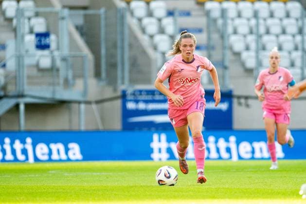 Valesca Ampoorter TSG Hoffenheim, 18 on the ball, GER, TSG 1899 Hoffenheim vs FC Carl Zeiss Jena, Football Google Pixel Women Bundesliga, 1 Matchday, Season 2025 2026, 08 09 2025 DFB regulations prohibit any use of photographs as image sequences and or quasi video GER, TSG 1899 Hoffenheim vs FC Carl Zeiss Jena, Football Google Pixel Women Bundesliga, 1 Matchday, Season 2025 2026, 08 09 2025 Jena Copyright: xEibner-Pressefoto Memmlerx EP_MMR