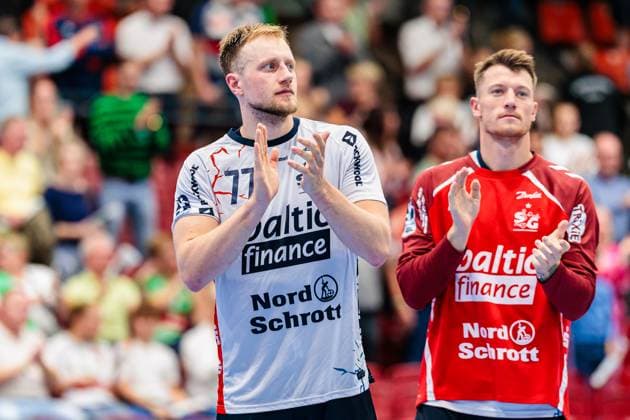 Luca Witzke SG Flensburg Handewitt, 77 cheers after 27 40 victory GER, GWD Minden vs SG Flensburg Handewitt, Handball, 1 Bundesliga, Matchday 3, Season 2025 2026, 08 09 2025 GER, GWD Minden vs SG Flensburg Handewitt, Handball, 1 Bundesliga, Matchday 3, Season 2025 2026, 08 09 2025 Luebbecke Copyright: xEibner-Pressefoto JanxRollingerx EP_JSK