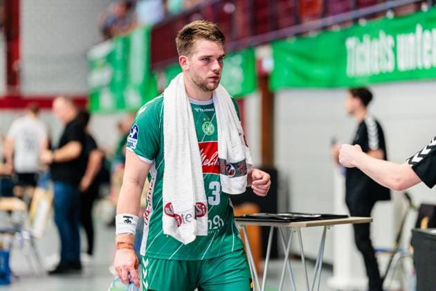 Ian Weber GWD Minden, 13 is disappointed sad after 27 40 defeat GER, GWD Minden vs SG Flensburg Handewitt, Handball, 1 Bundesliga, Matchday 3, Season 2025 2026, 08 09 2025 GER, GWD Minden vs SG Flensburg Handewitt, Handball, 1 Bundesliga, Matchday 3, Season 2025 2026, 08 09 2025 Luebbecke Copyright: xEibner-Pressefoto JanxRollingerx EP_JSK