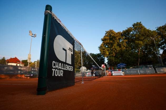 SZCZECIN, 08.09.2025 TURNIEJ TENISA ZIEMNEGO ATP, Tennis Herren CHALLENGER INVEST IN SZCZECIN OPEN 2025 NZ LOGO ATP CHALLENGER NA SIATCE NA KORCIE FOT. KRZYSZTOF CICHOMSKI NEWSPIX.PL --- newspix.pl 