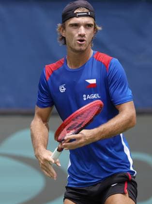Tomas Machac, Czech tennis player during the preparation for the qualifying match between the USA and the Czech Republic for the final group of the Davis Cup 2025 at the Delray Beach Tennis Center in Delray Beach, USA. 08.09.2025, Delray Beach, USA. (CTKxPhoto PavelxLebeda) CTKPhotoF202509080029601  CTKPhotoF202509080029601