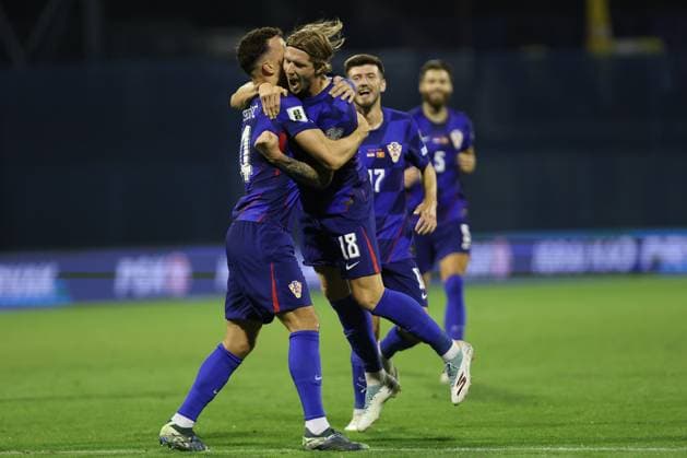 Zagreb, 08.09.2025. - UEFA, Croatia - Montenegro 4:0, Qualifying round, Matchday 6 Stadion Maksimir, Zagreb, Group L Kristijan Jakic (18) and Ivan Perisic (14) Croatia - Montenegro 4:0 
