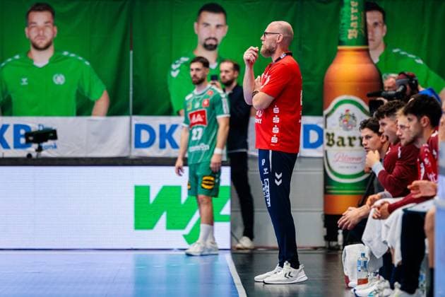 Ales Pajovic SG Flensburg Handewitt, Coach GER, GWD Minden vs SG Flensburg Handewitt, Handball, 1 Bundesliga, Matchday 3, Season 2025 2026, 08 09 2025 GER, GWD Minden vs SG Flensburg Handewitt, Handball, 1 Bundesliga, Matchday 3, Season 2025 2026, 08 09 2025 Luebbecke Copyright: xEibner-Pressefoto JanxRollingerx EP_JSK