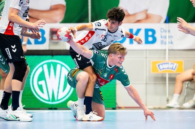 08 09 2025 Handball, 2025 2026, 1 Bundesliga, 3 Matchday, GWD Minden SG Flensburg Handewitt L R Patrick Volz Flensburg , Niclas Benedict Heitkamp Minden