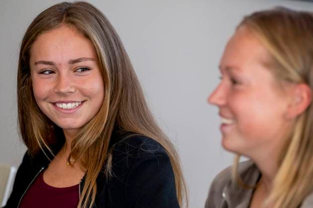 Tennis players Alena (right) and Jana Kovackova pose for a portrait at a press conference, PK, Pressekonferenz after winning the junior doubles at the US Open, Prague, Czech Republic, September 9, 2025. (CTKxPhoto OndrejxDeml) CTKPhotoP2025090904212  CTKPhotoP2025090904212