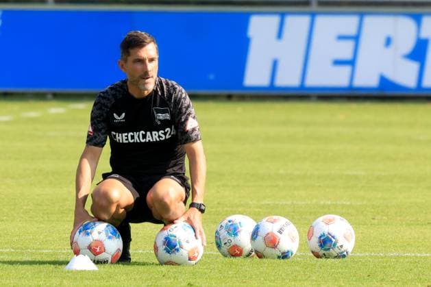 DEU, DFL, 2 FBL Hertha BSC, Training, 09 09 2025, Sportforum, Berlin, DEU, DFL, 2 FBL Hertha BSC, Training, im Bild Cheftrainer Stefan Leitl Hertha BSC Berlin DFL regulations prohibit any use of Photographs as image sequences and or quasi video nordphotoxGmbHx xEngler nph00076