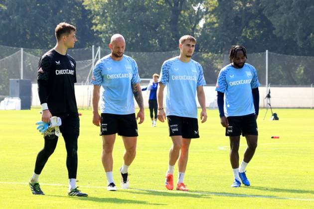 DEU, DFL, 2 FBL Hertha BSC, Training, 09 09 2025, Sportforum, Berlin, DEU, DFL, 2 FBL Hertha BSC, Training, im Bild Tjark Ernst Hertha BSC Berlin 1 , Marten Winkler Hertha BSC Berlin 22 , Toni Leistner Hertha BSC Berlin 37 , Deyovaisio Zeefuik Hertha BSC Berlin 42 DFL regulations prohibit any use of Photographs as image sequences and or quasi video nordphotoxGmbHx xEngler nph00076