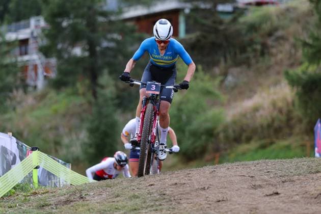 2025 UCI Mountain Bike World Championships Picture by Alex Whitehead SWpix.com - 08 09 2025 - Cycling - 2025 UCI Mountain Bike World Championships - Cross-country Short Track - Zermatt, Valais, Switzerland - Women Elite Final - Jenny Rissveds (Sweden) Copyright: x xSWpix.comx(t axPhotographyxHubxLtd)xAlexxWhitehead SWpix.comx SWP-3030-3071