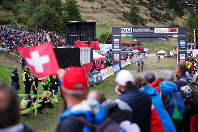 2025 UCI Mountain Bike World Championships Picture by Ed Sykes SWpix.com - 08 09 2025 - Cycling - 2025 UCI Mountain Bike World Championships - Cross-country Short Track - Zermatt, Valais, Switzerland - Women Elite Final - Crowds, Alessandra Keller (Switzerland) Copyright: x xSWpix.comx(t axPhotographyxHubxLtd)xEdxSykes SWpix.comx SWP-3030-3094