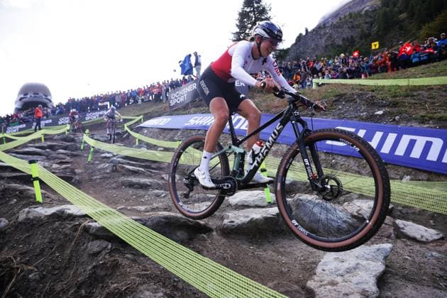 2025 UCI Mountain Bike World Championships Picture by Ed Sykes SWpix.com - 08 09 2025 - Cycling - 2025 UCI Mountain Bike World Championships - Cross-country Short Track - Zermatt, Valais, Switzerland - Women Elite Final - Alessandra Keller (Switzerland) Copyright: x xSWpix.comx(t axPhotographyxHubxLtd)xEdxSykes SWpix.comx SWP-3030-3093