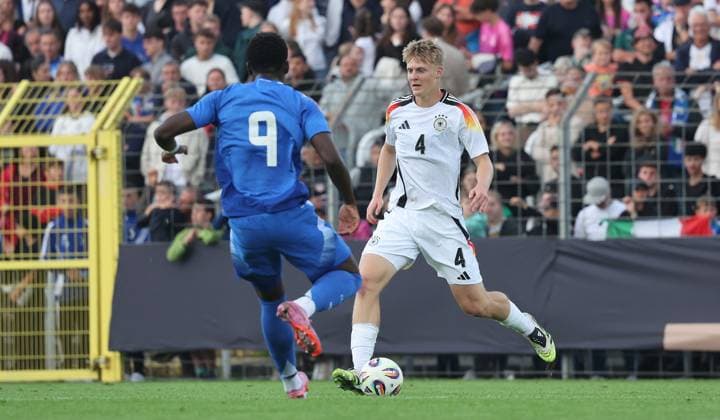 Reutlingen , International soccer match U20 Germany vs U20 Italy , Maximilian Herwerth GER