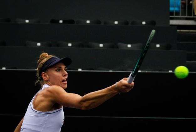 WTA, Tennis Damen 250 SP OPEN SaO PAULO, SP - 09.09.2025: WTA 250 SP OPEN - The first edition of the SP Open, a WTA 250 series tournament played on hard courts, will take place at Villa-Lobos Park, in the west zone of Sao Paulo. The event marks Sao Paulo& 39;s return to the official WTA calendar after 25 years and is the largest women& 39;s tournament in Brazil since 2016. In addition to the sporting competitions with 32 players in the singles and 16 doubles. In the photo, tennis player Luiza Fullana (BRA) during a SP Open match against tennis player Renata Zarazua (MEX), this Tuesday (09). (Photo: Aloisio Mauricio Fotoarena) x2803638x  AloisioxMauricio