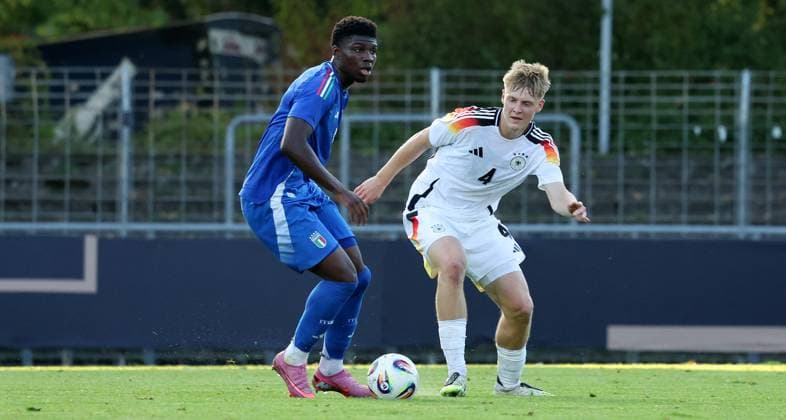 Reutlingen , soccer international U20 Germany vs U20 Italy , from left Ismael Konate ITA Maximilian herwerth GER