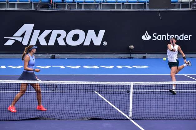 WTA GUADALAJARA 250 OPEN WTA GUADALAJARA 250 OPEN BARTUNKOVA KASINTSEVA SANTAMARIA TANG 09092025 GUADALAJARA, JALISCO Action photo of Nikola Bartunkova and Victoria Jimenez Kasintseva during day 2 the WTA Guadalajara 250 Open, held at the Centro Panamericano de Tenis of Guadalajara, Jalisco, Mexico Action photo of Nikola Bartunkova and Victoria Jimenez Kasintseva during day 2 of the WTA Guadalajara 250 Open, held at the Centro Panamericano de Tenis of Guadalajara, Jalisco, Mexico PHOTO BY IMAGENSHOP AGENCIA FOTOGRAFICA GUADALAJARA JALISCO MEXICO Copyright: xIMAGENSHOPxAGENCIAxFOTOGRAFICAx