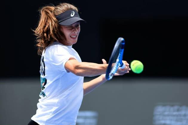 WTA GUADALAJARA 250 OPEN WTA GUADALAJARA 250 OPEN ZEYNEP SONMEZ TRAINING SESSION 09092025 GUADALAJARA, JALISCO Action photo of Zeynep Sonmez of Turkey, during a training session at the Centro Panamericano de Tenis, venue of the WTA Guadalajara 250 Open at Guadalajara, Jalisco, Mexico Action photo of Zeynep Sonmez of Turkey, during a training session at the Centro Panameericano de Tenis, venue of the WTA Guadalajara 250 Open at Guadalajara, Jalisco, Mexico GUADALAJARA JALISCO MEXICO Copyright: xIMAGENSHOPxAGENCIAxFOTOGRAFICAx