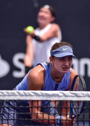 WTA, Tennis Damen GUADALAJARA 250 OPEN WTA GUADALAJARA 250 OPEN BARTUNKOVA KASINTSEVA SANTAMARIA TANG 09092025 GUADALAJARA, JALISCO. Action photo of Nikola Bartunkova and Victoria Jimenez Kasintseva, during day 2 the WTA Guadalajara 250 Open, held at the Centro Panamericano de Tenis of Guadalajara, Jalisco, Mexico. Foto de accion de Nikola Bartunkova yVictoria Jimenez Kasintseva, durante el dia 2 del WTA Guadalajara 250 Open, celebrado en el Centro Panamericano de Tenis de Guadalajara, Jalisco, Mexico PHOTO BY IMAGENSHOP AGENCIA FOTOGRAFICA GUADALAJARA JALISCO MEXICO Copyright: xIMAGENSHOPxAGENCIAxFOTOGRAFICAx
