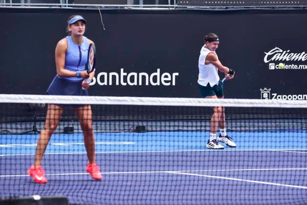 WTA, Tennis Damen GUADALAJARA 250 OPEN WTA GUADALAJARA 250 OPEN BARTUNKOVA KASINTSEVA SANTAMARIA TANG 09092025 GUADALAJARA, JALISCO. Action photo of Nikola Bartunkova and Victoria Jimenez Kasintseva, during day 2 the WTA Guadalajara 250 Open, held at the Centro Panamericano de Tenis of Guadalajara, Jalisco, Mexico. Foto de accion de Nikola Bartunkova yVictoria Jimenez Kasintseva, durante el dia 2 del WTA Guadalajara 250 Open, celebrado en el Centro Panamericano de Tenis de Guadalajara, Jalisco, Mexico PHOTO BY IMAGENSHOP AGENCIA FOTOGRAFICA GUADALAJARA JALISCO MEXICO Copyright: xIMAGENSHOPxAGENCIAxFOTOGRAFICAx