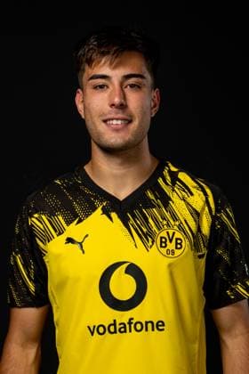Borussia Dortmund 1 BL, portrait date 2025 2026 Borussia Dortmund 1 BL, portrait date 2025 2026 Aaron Anselmino Borussia Dortmund 1 BL, portrait date 2025 2026 Photo Borussia Dortmund Hendrik Deckers via Revierfoto Dortmund Training ground Hohenbuschei North Rhine-Westphalia Germany Poolfoto Borussia Dortmund Hendrik Deck ,EDITORIAL USE ONLY