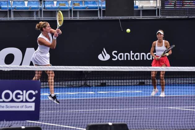 WTA GUADALAJARA 250 OPEN WTA GUADALAJARA 250 OPEN KEMPEN PITER VS HUERGO KUBKA 09092025 GUADALAJARA, JALISCO Action photo of Magali Kempen and Katarzyna Piter, during day 2 the WTA Guadalajara 250 Open, held at the Centro Panamericano de Tenis of Guadalajara, Jalisco, Mexico Action photo of Magali Kempen and Katarzyna Piter, during day 2 of the WTA Guadalajara 250 Open, held at the Centro Panamericano de Tenis of Guadalajara, Jalisco, Mexico PHOTO BY IMAGENSHOP AGENCIA FOTOGRAFICA GUADALAJARA JALISCO MEXICO Copyright: xIMAGENSHOPxAGENCIAxFOTOGRAFICAx