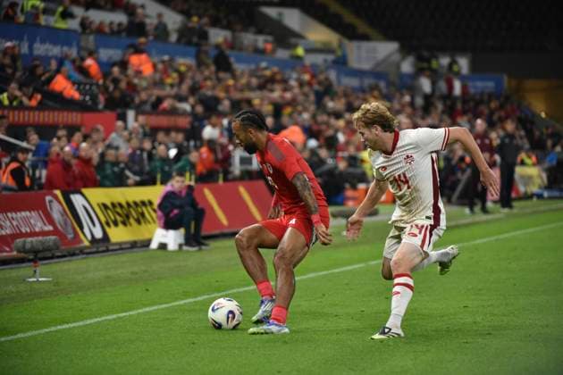 9th September 2025; Swansea.com Stadium, Swansea, Wales; Friendly International Football, Wales versus Canada; Jacob Shaffelburg of Canada pressures Sorba Thomas of Wales  AledxHopkins