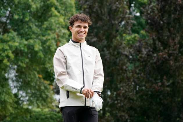 BMW PGA, Golf Herren 2025 Lando Norris Formula 1 F1 driver for McLaren Racing Team In action on Pro Am day at The BMW PGA, Wentworth (West) GC, Virginia Water, Surrey, England. UK 10th September 20025 Copyright: xMarkxNewcombex