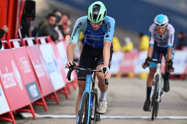 10-09-2025 Vuelta A Espana; Tappa 17 O Barco De Valdeorras - Alto De El Morredero; 2025, Decathlon - Ag2r La Mondiale; Gall, Felix; Alto De El Morredero - Ponferrada; 