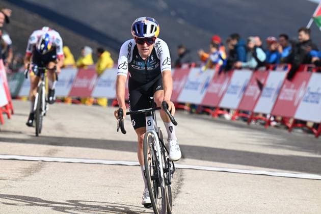 10-09-2025 Vuelta A Espana; Tappa 17 O Barco De Valdeorras - Alto De El Morredero; 2025, Q36.5; Pidcock, Thomas; Alto De El Morredero - Ponferrada; 